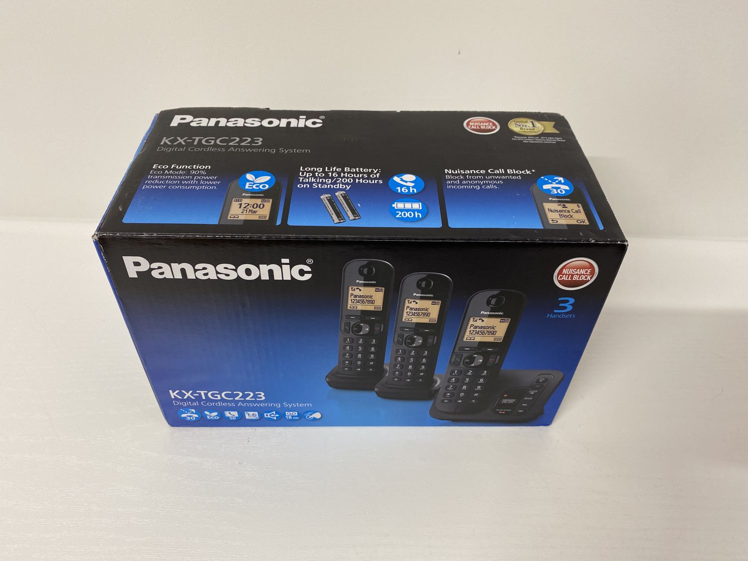 Panasonic Telephone Cordless KX-TG223 + Answering Machine 3 Pc