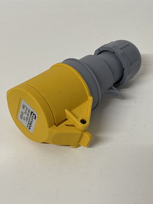Transformer Socket 110v 16 amp Yellow