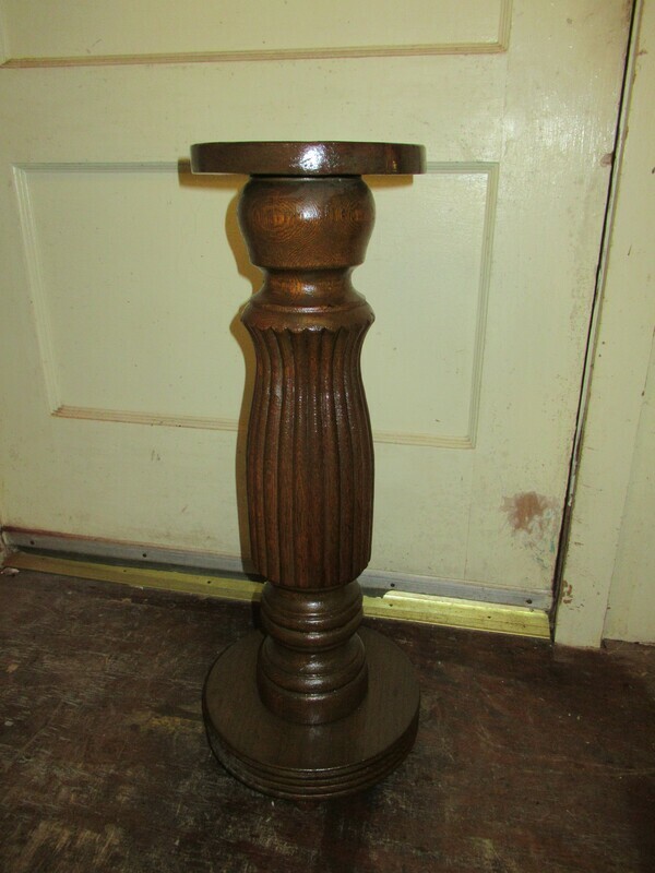 Oak Pedestal