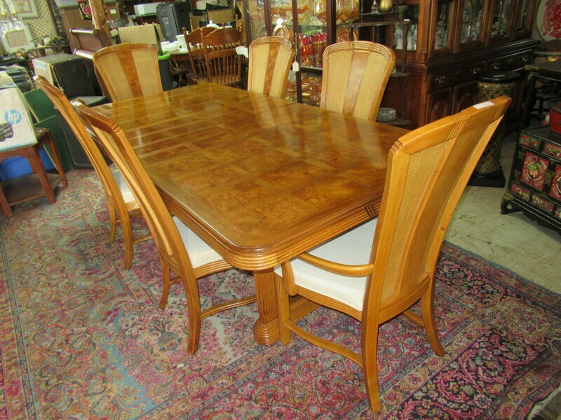 Table with 6 Chairs