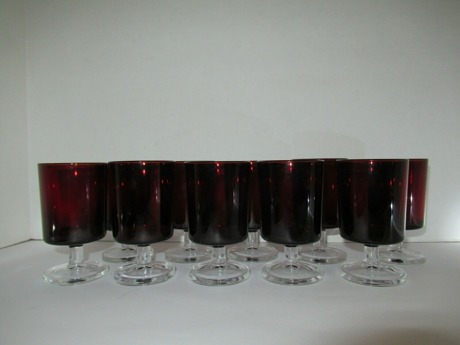 10 Red Glass Goblets France Arcoroc