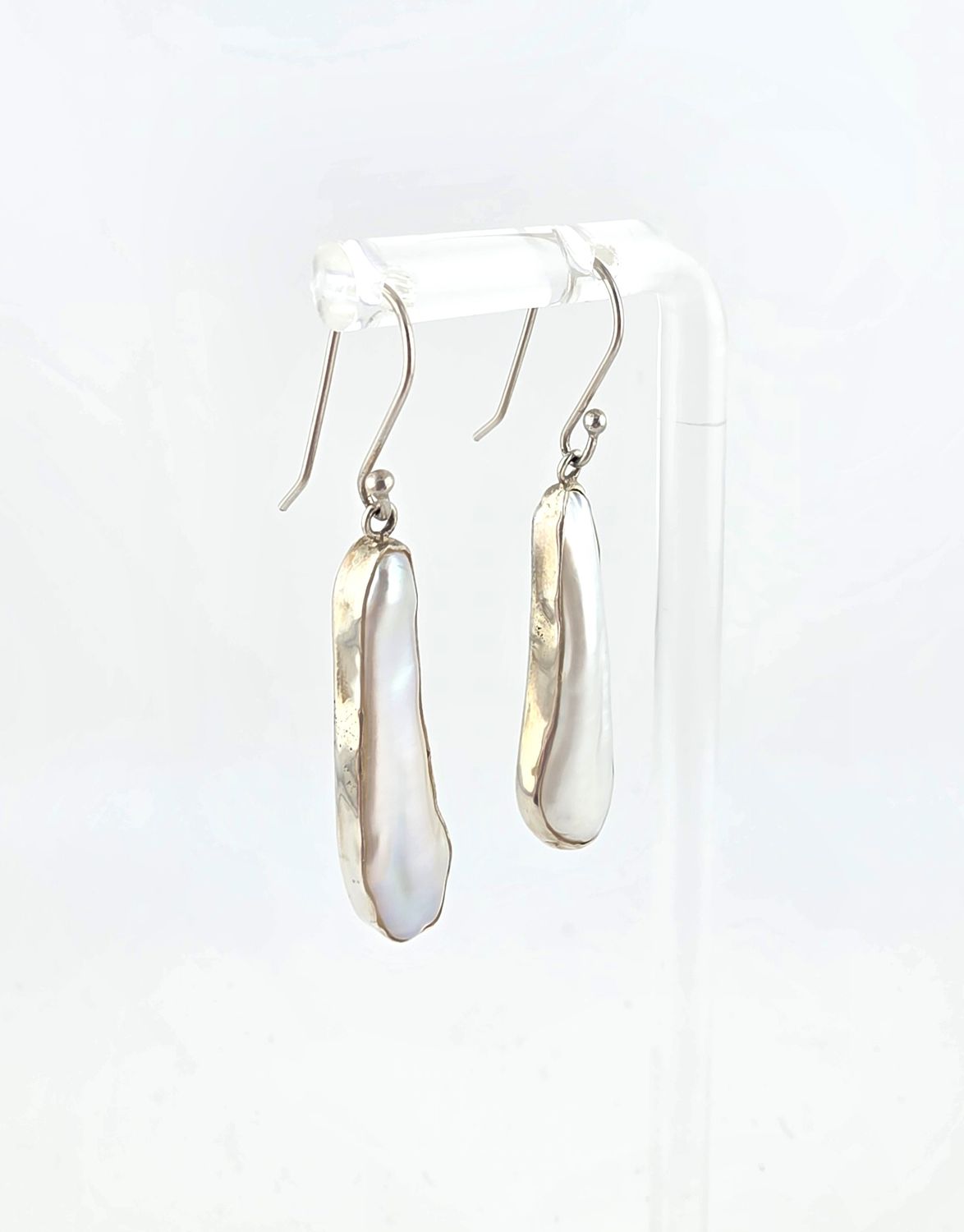 Elongated Baroque Pearl