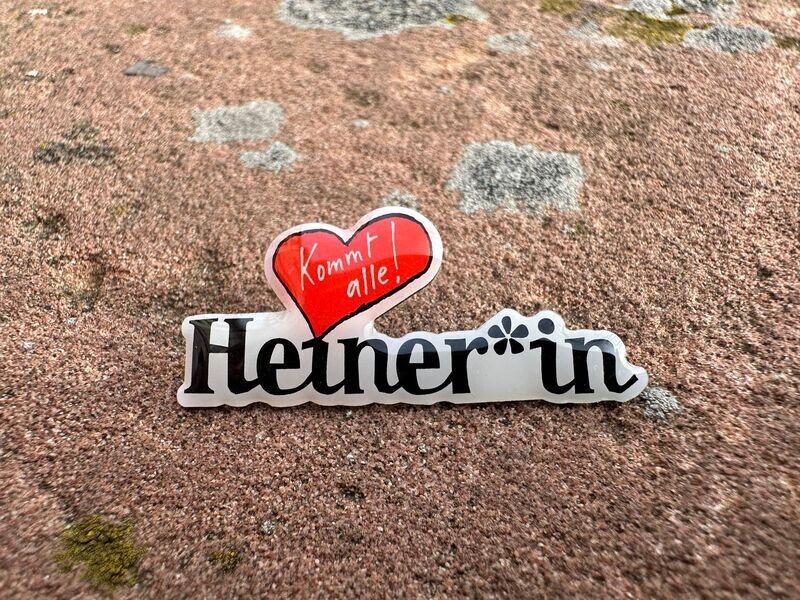 Heiner*in-Pin