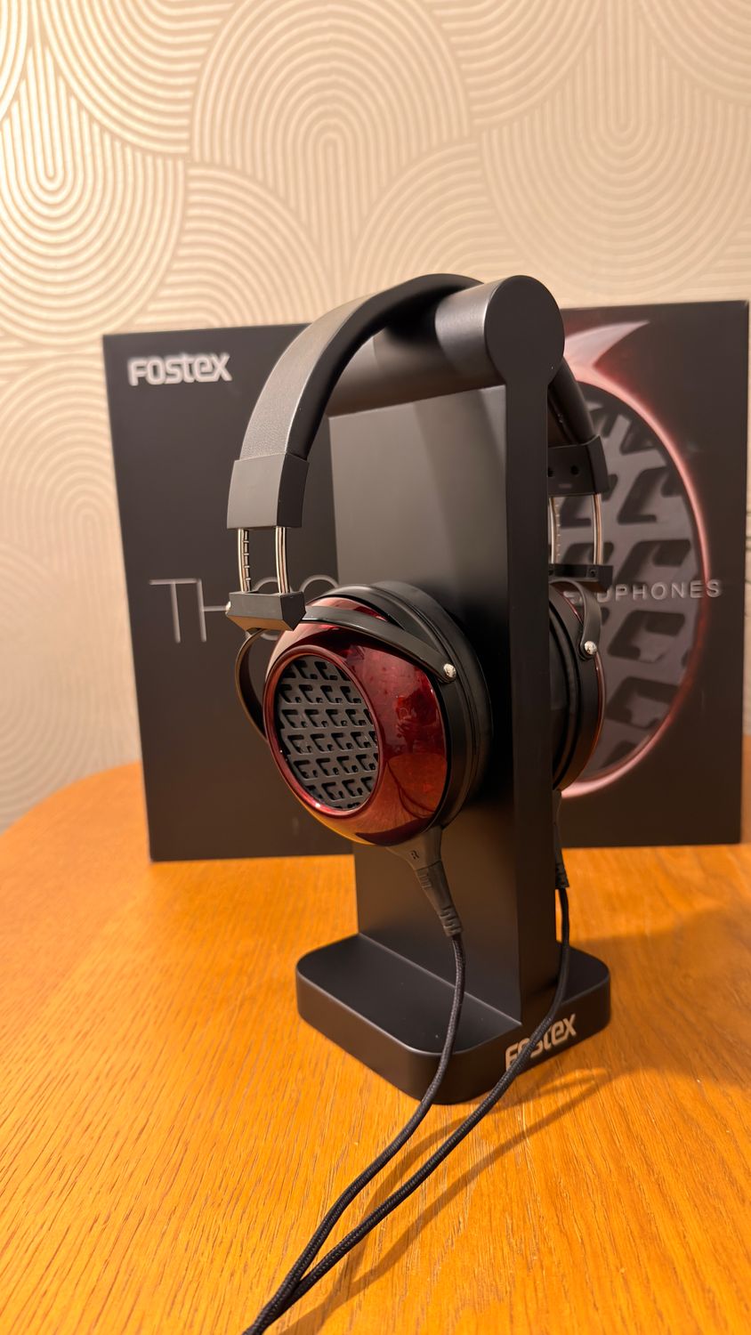 Fostex TH909