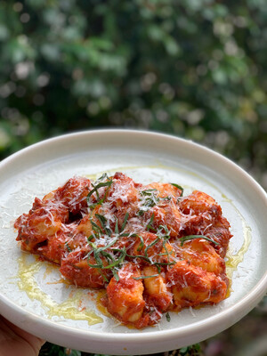 Handmade Gnocchi with Tomato Basil Sauce (Serve 2)