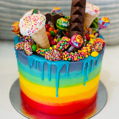Rainbow Cake 6"