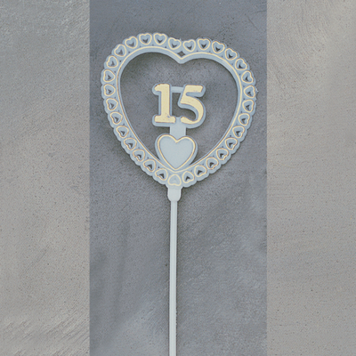 Pin Corazón Numero 15 (Und)