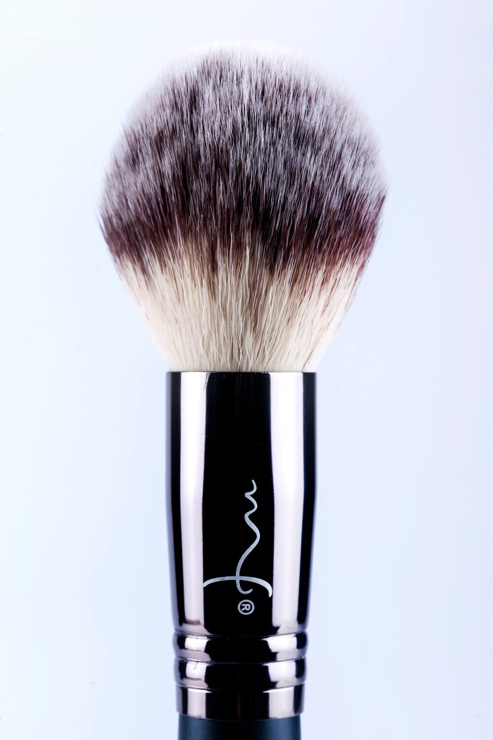 ​ Brocha BYX1239 - Brocha Kabuki En Punta - MF Cosmetics