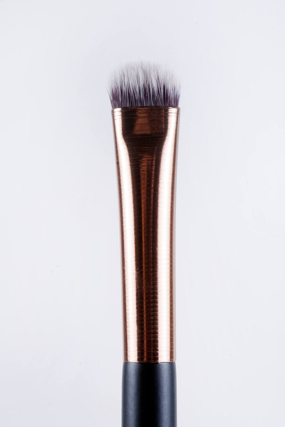 Brocha BYX1803 -  Brocha De Ojos Para Sombras - Marifer Cosmetics​
