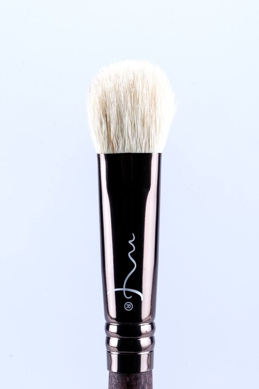 Brocha BYX1713 - Brocha De Ojos Para Sombras Y Pigmentos - Marifer Cosmetics​