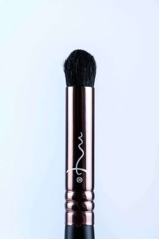 Brocha Abanico BYX1270 - Brocha Para Difuminar Precisa - Marifer Cosmetics​