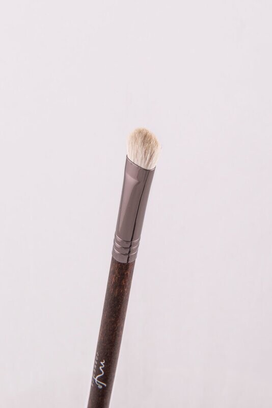 Brocha  BYX1723 - Brocha De Ojos Para Sombras Y Pigmentos - Marifer Cosmetics​