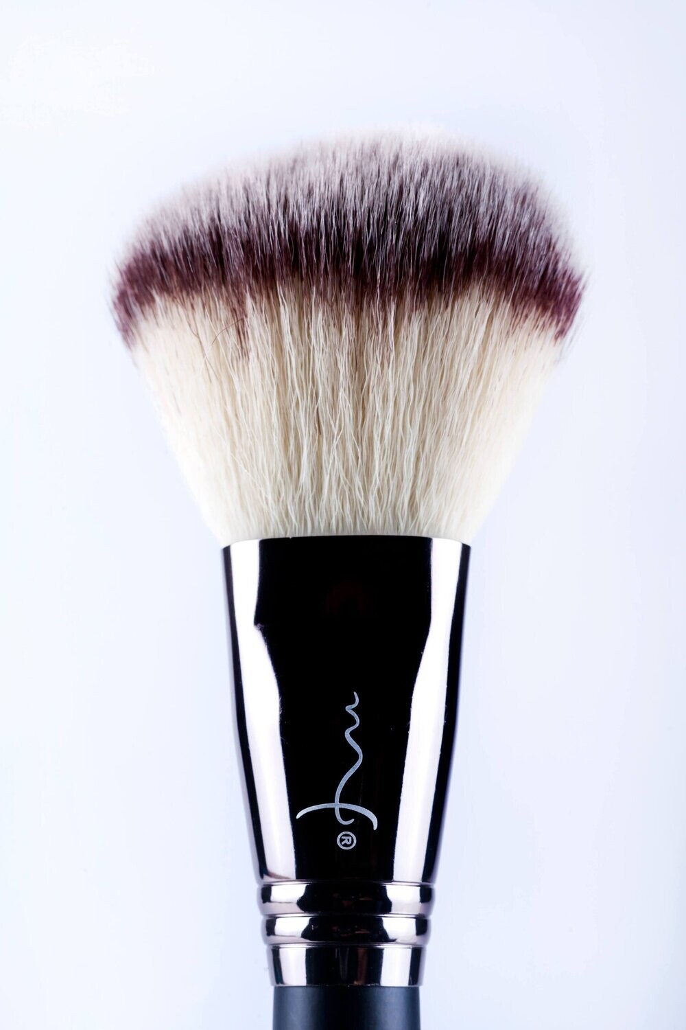 Brocha BYX1242 - Brocha Para Polvo Grande - Marifer Cosmetics​