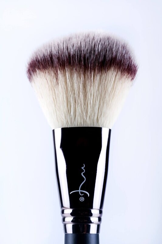 Brocha BYX1242 - Brocha Para Polvo Grande - Marifer Cosmetics​