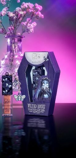 Tim Burton's Corpse Bride X Beauty Creations - Aceite Labial Con Color - Wilted Roses
