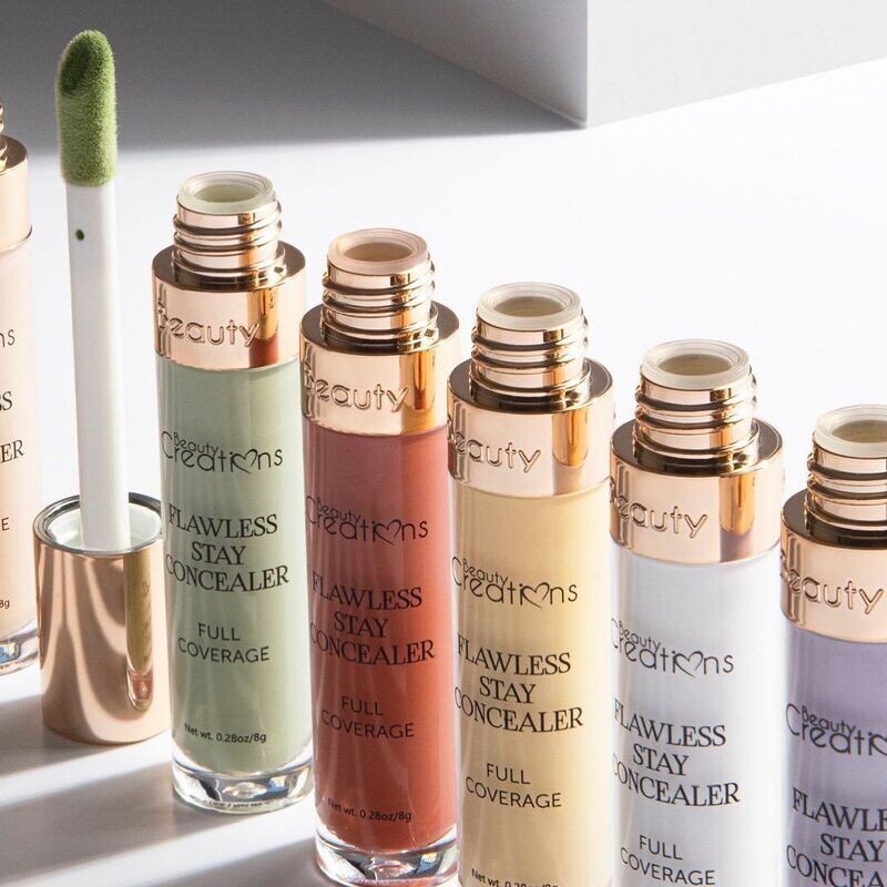 Correctores Flawless Stay Beauty Creations.