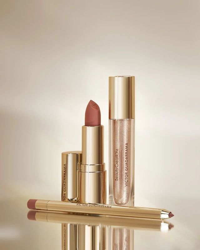 Lip Trio - VICTOR GUADARRAMA - Beauty Creations Lip Trio - VICTOR GUADARRAMA - Beauty Creations
