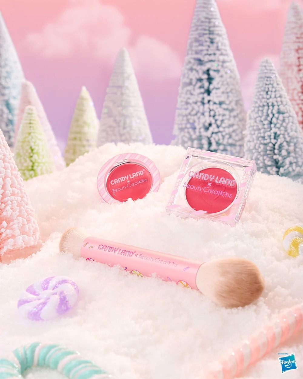 Candy Land - Set Rubor En Crema Y Polvo + Brocha - Sweet Swirl x Beauty Creations Candy Land - Set Rubor En Crema Y Polvo + Brocha - Sweet Swirl x Beauty Creations