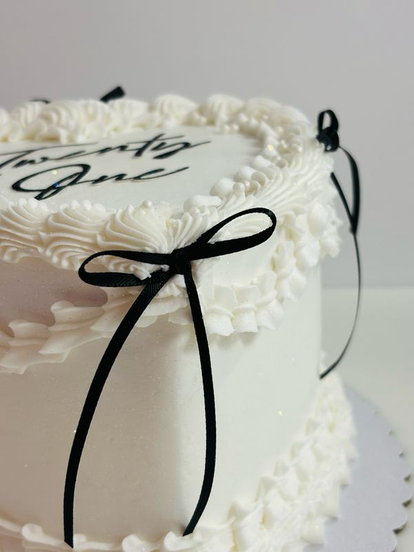 Vintage Heart Cake