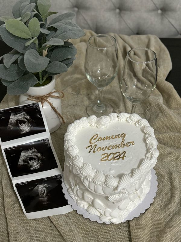 Gender Reveal Cake