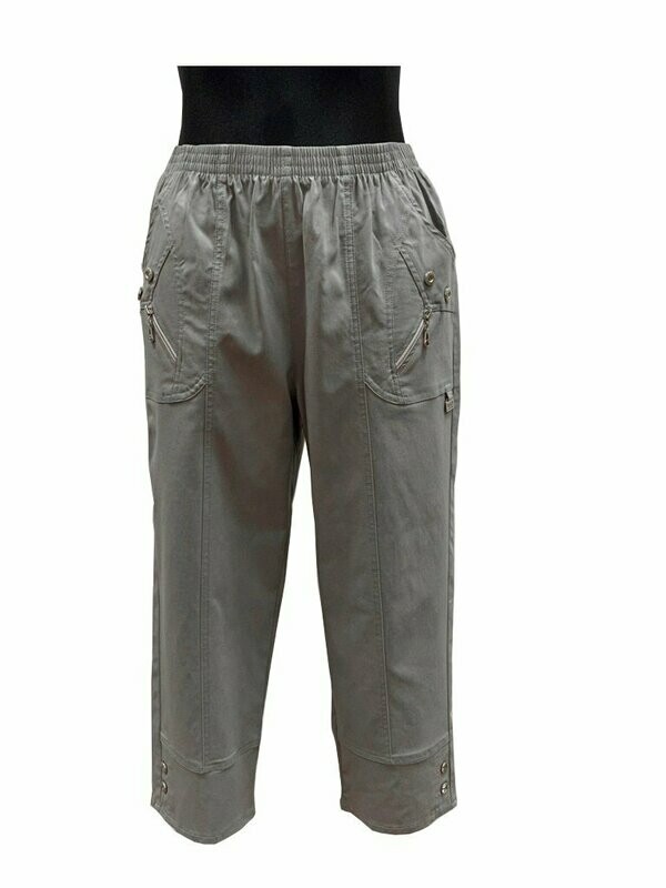3/4 Hose mit Zierknöpfen in grau