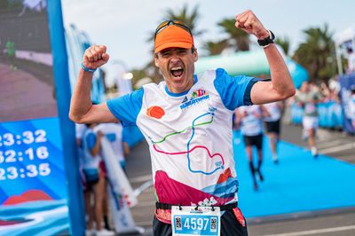 MARATHON T-SHIRT FINISHER 2025