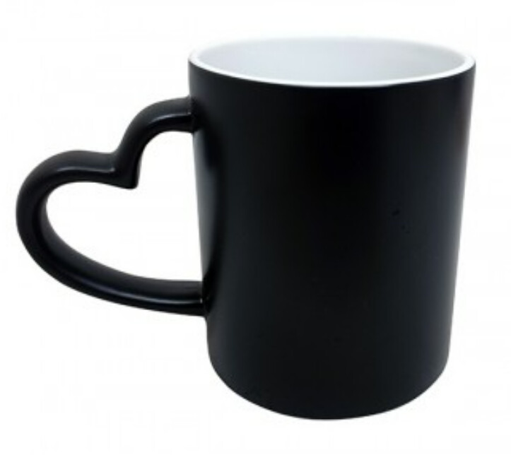 Mug MAGIQUE avec anse en coeur personnalisable