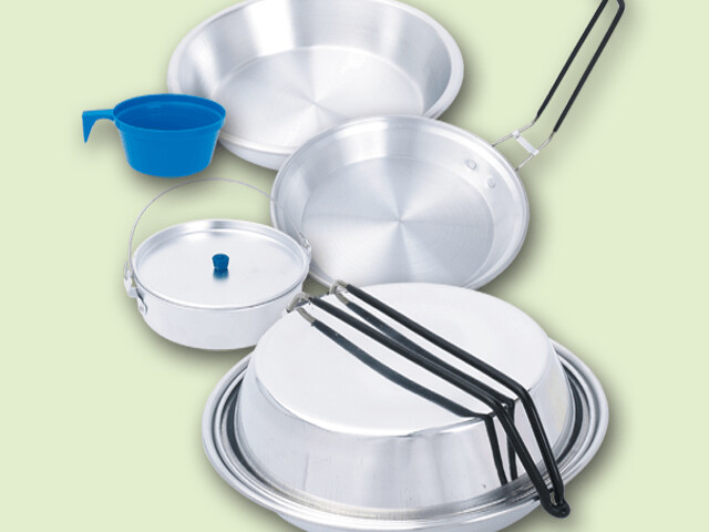 SET DE CAMPING EN ALUMINIO