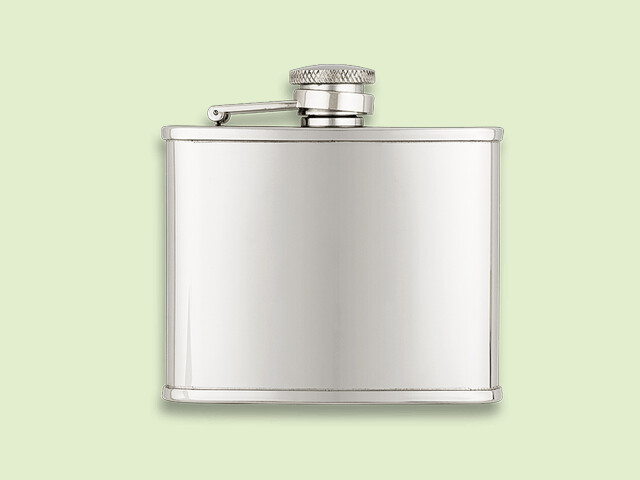 PETACA INOX. PIEL MAS 2 VASOS Y EMBUDO 8 ONZAS / 237 ml