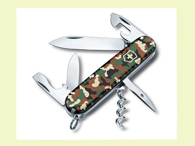 NAVAJA VICTORINOX 12 USOS CAMUFLAJE 9.1 cm/mango