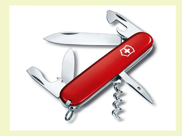 NAVAJA VICTORINOX SPARTAN 12 USOS ROJA 9.1 cm/mango