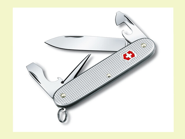 NAVAJA VICTORINOX 8 USOS PLATEADA 9.5 cm/mango