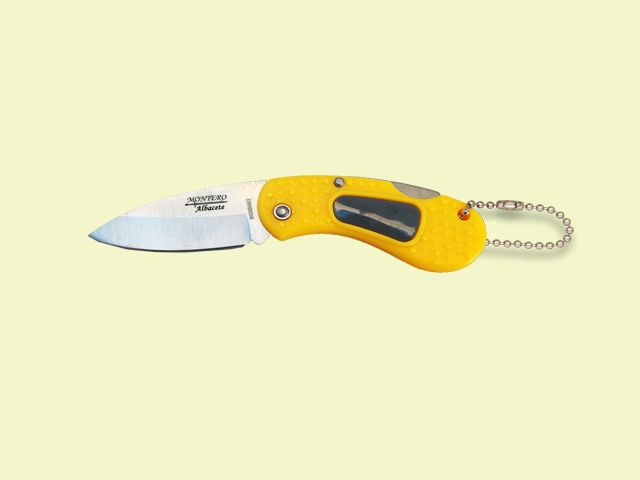 NAVAJA PVC AMARILLA 5 cm/hoja
