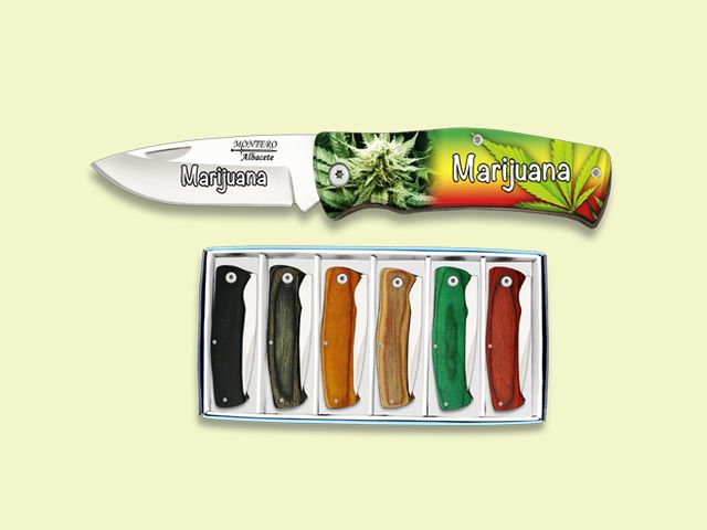 SET 6 NAVAJAS MANGO MADERA MARIJUANA EN 3D 7 cm/hoja