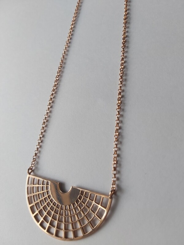 Collana Pantheon mezzaluna ag. dorato rosa