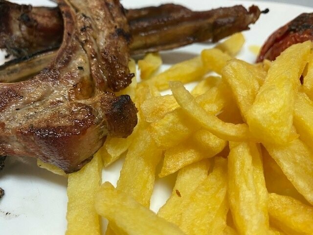 Costelles de Xai a la brasa