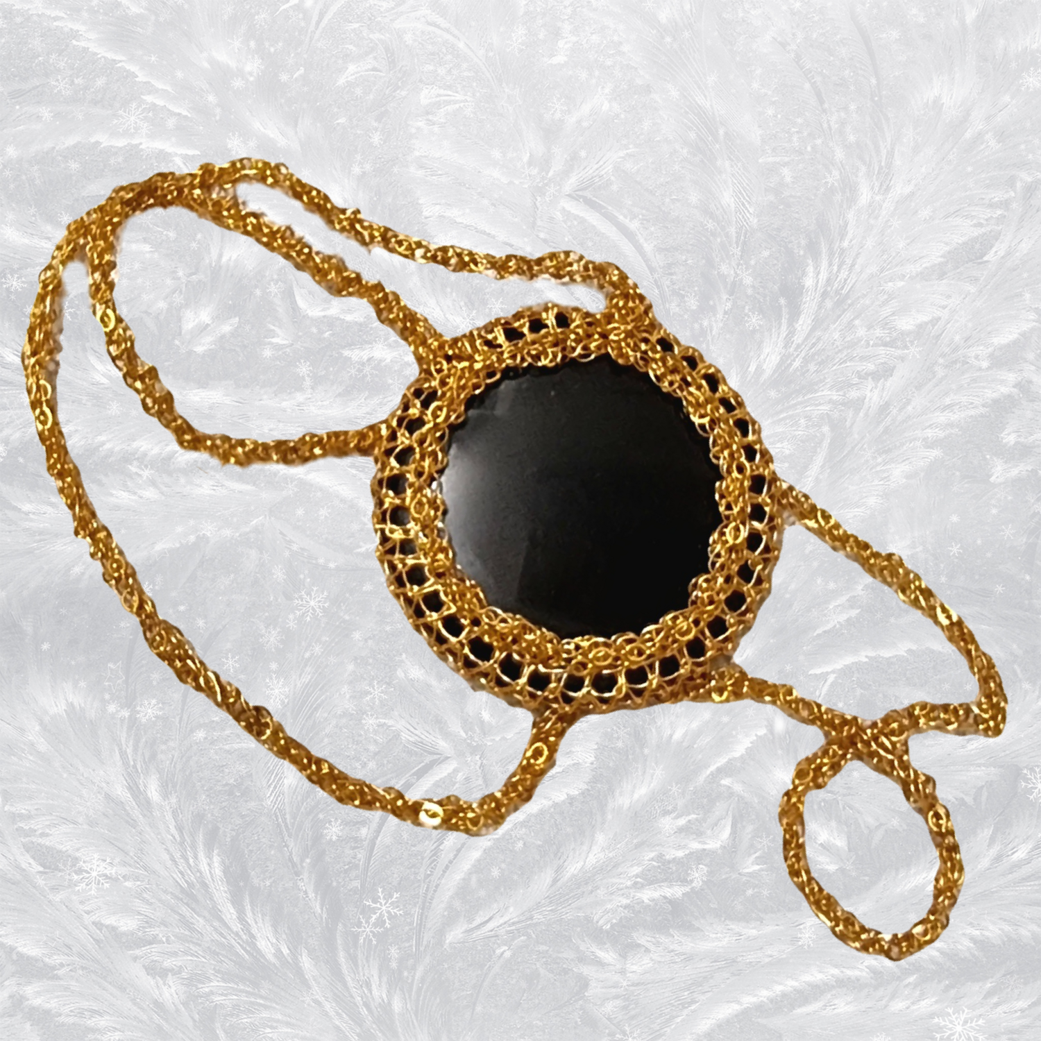 Gold Necklace &quot;Black in Gold&quot; with agate cabochon hand CroShaped© in wire.