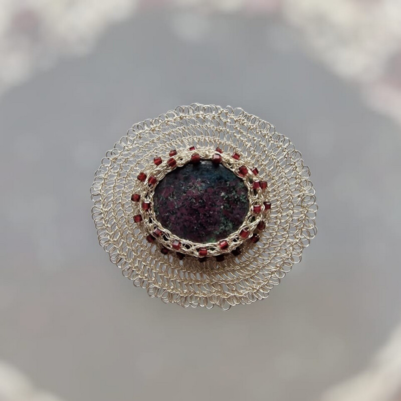 10 Silver Brooch &quot;Vika&quot; with ruby zoisite and garnet CroShaped © by hands in distinctive wire pattern.