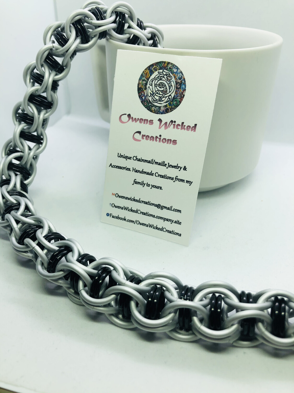 XL Captured Inverted Round Maille Necklace