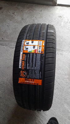 215/45r17 Tire