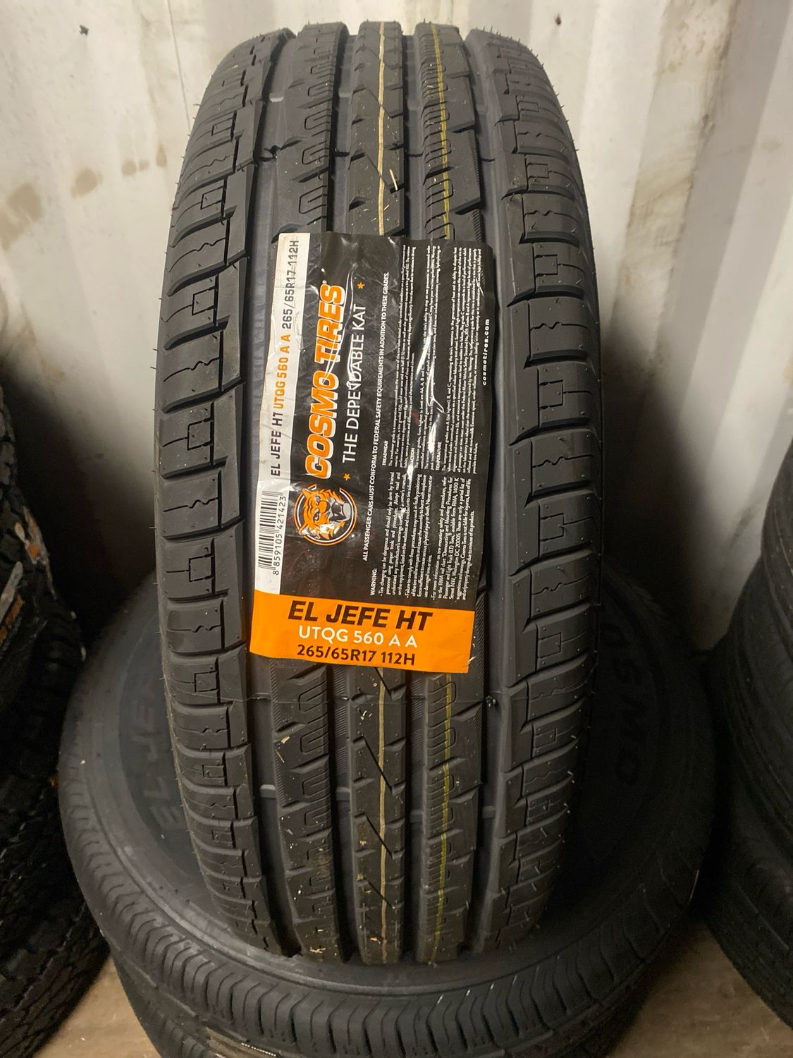 265/65r17 Tire