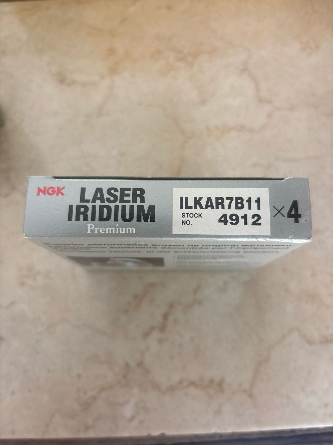 ILKAR7B11 Spark Plug