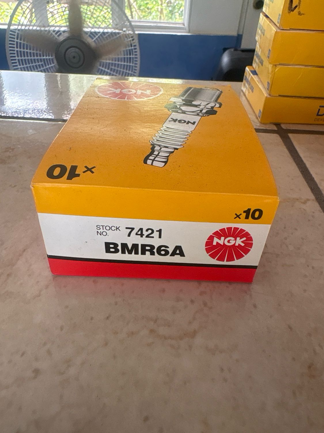 By r6a Spark Plug