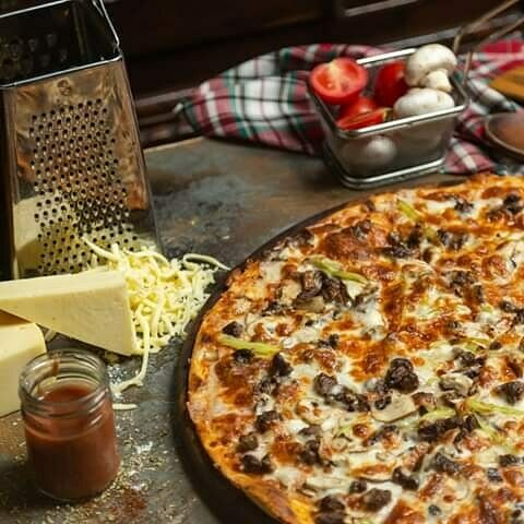 PIZZA ARTESANAL