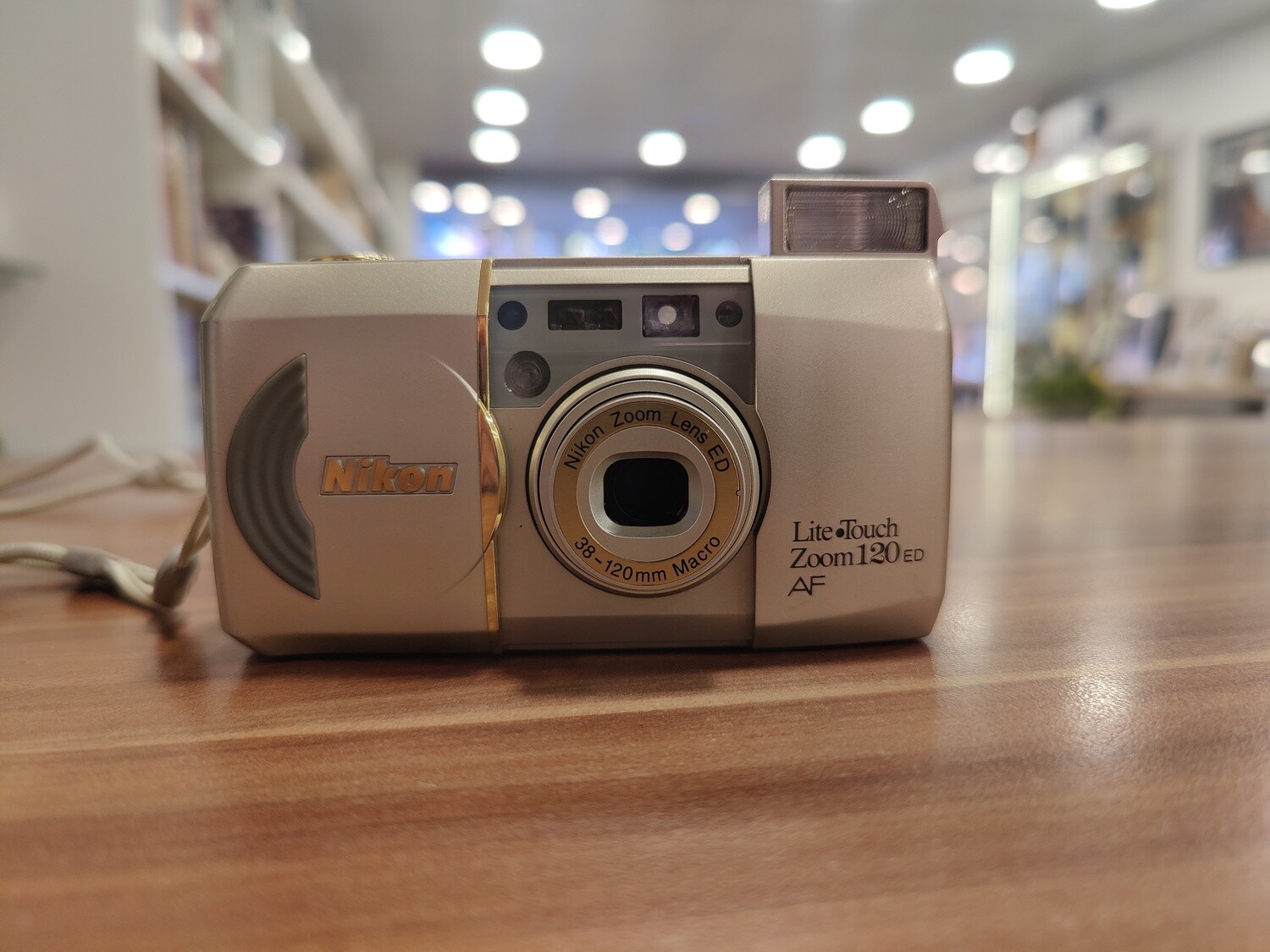 Nikon Lite Touch Zoom 120ED AF