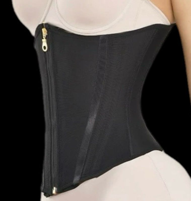 QUEEN WAIST