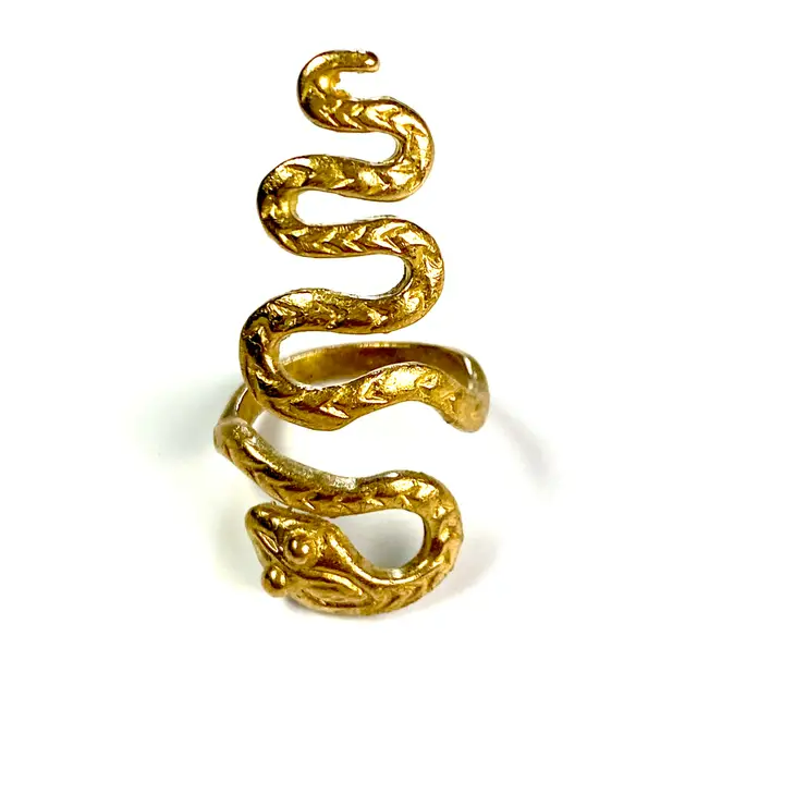 Ushari Snake Ring