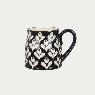 Stoneware Black &amp; White Design Mug