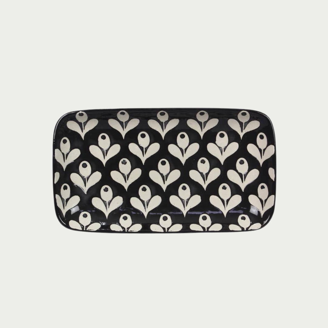 Stoneware Black &amp; White Design Plate 
