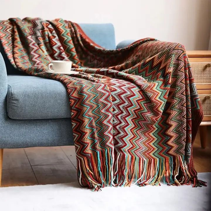 Zigzag Soft Boho Throw Blanket, Red